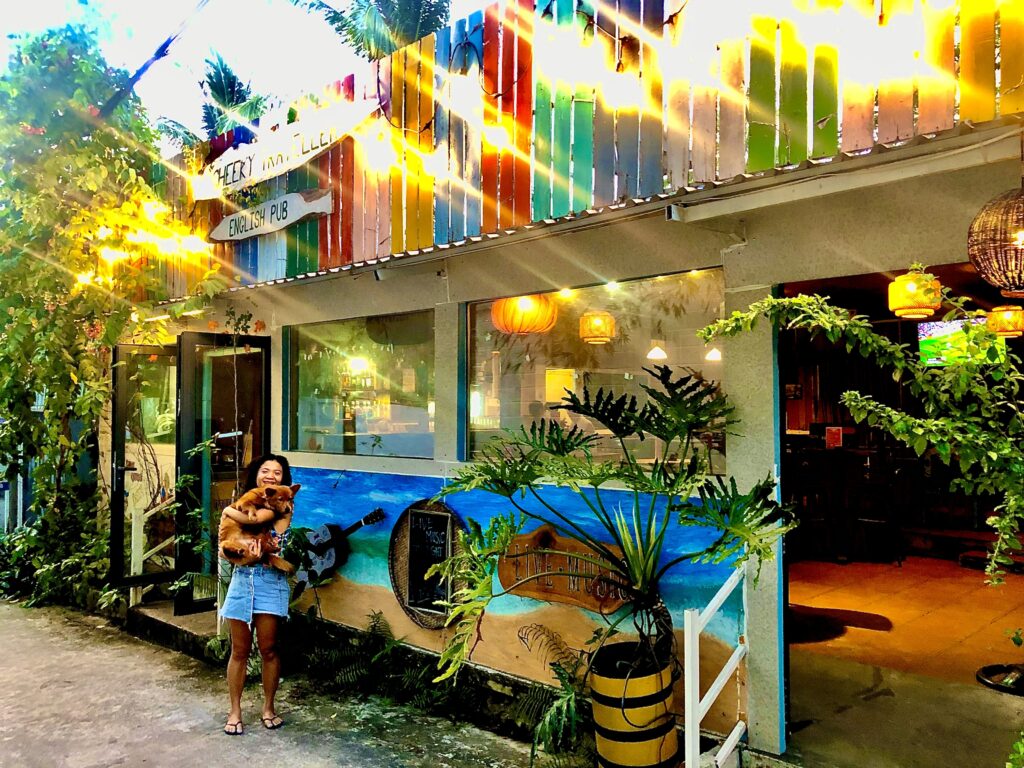 the best bar in Phu Quoc Vietnam, Just off Long Beach,