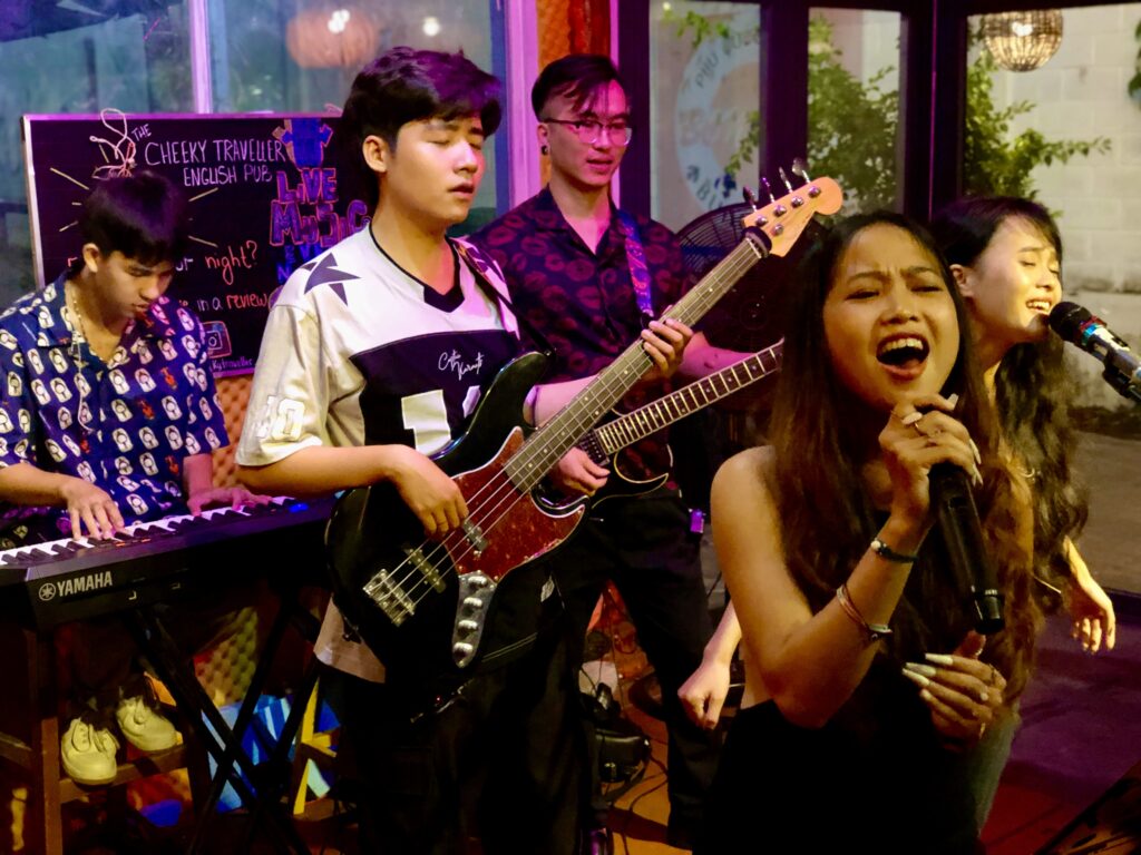 bar The Best Live Music in Phu Quoc